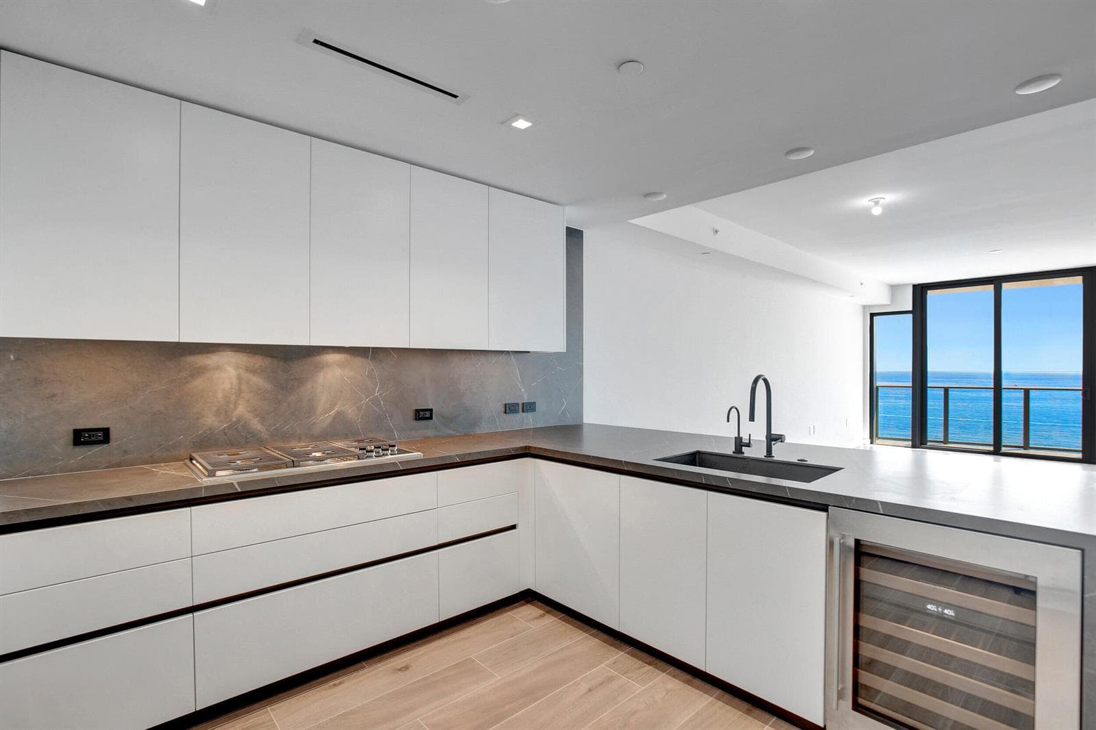 1116 N Ocean Boulevard 1804 photo 14