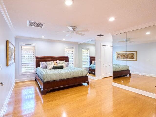 3700 Embassy Drive photo 12