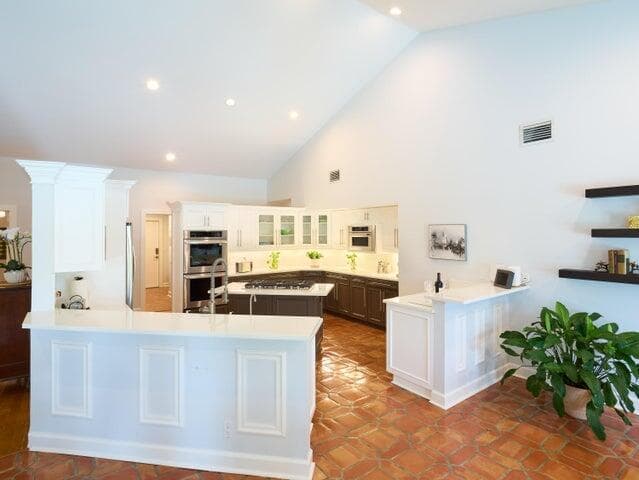 3700 Embassy Drive photo 5