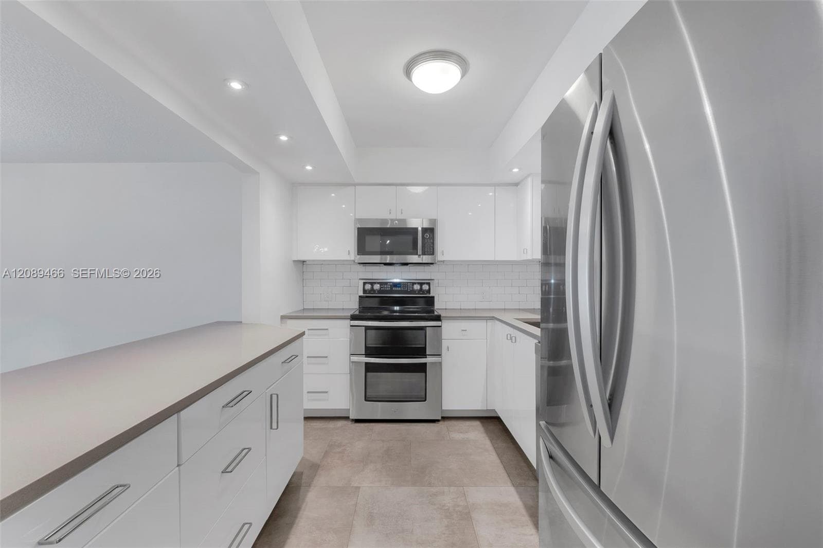 3050 NE 48th Street 208 photo 14