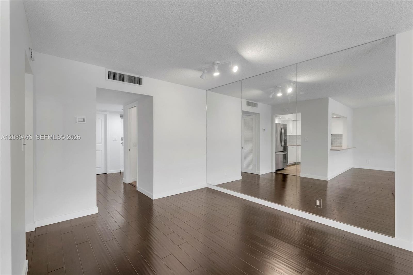 3050 NE 48th Street 208 photo 18