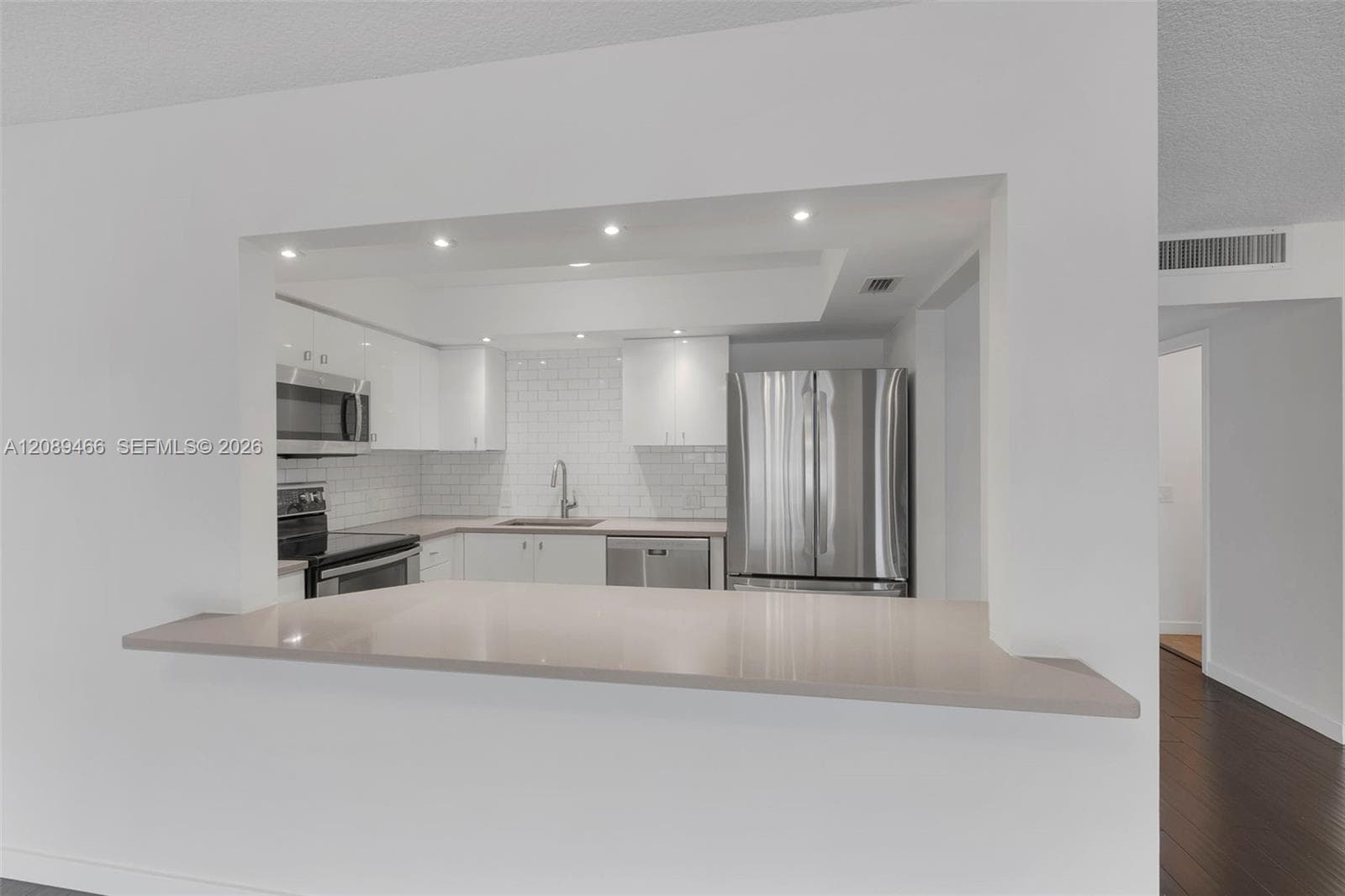 3050 NE 48th Street 208 photo 15
