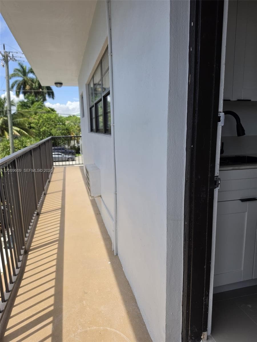 7845 NE Bayshore Ct 12A photo 1