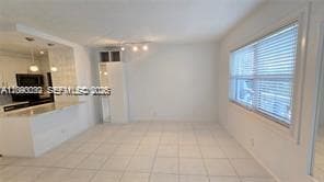 202 photo 13