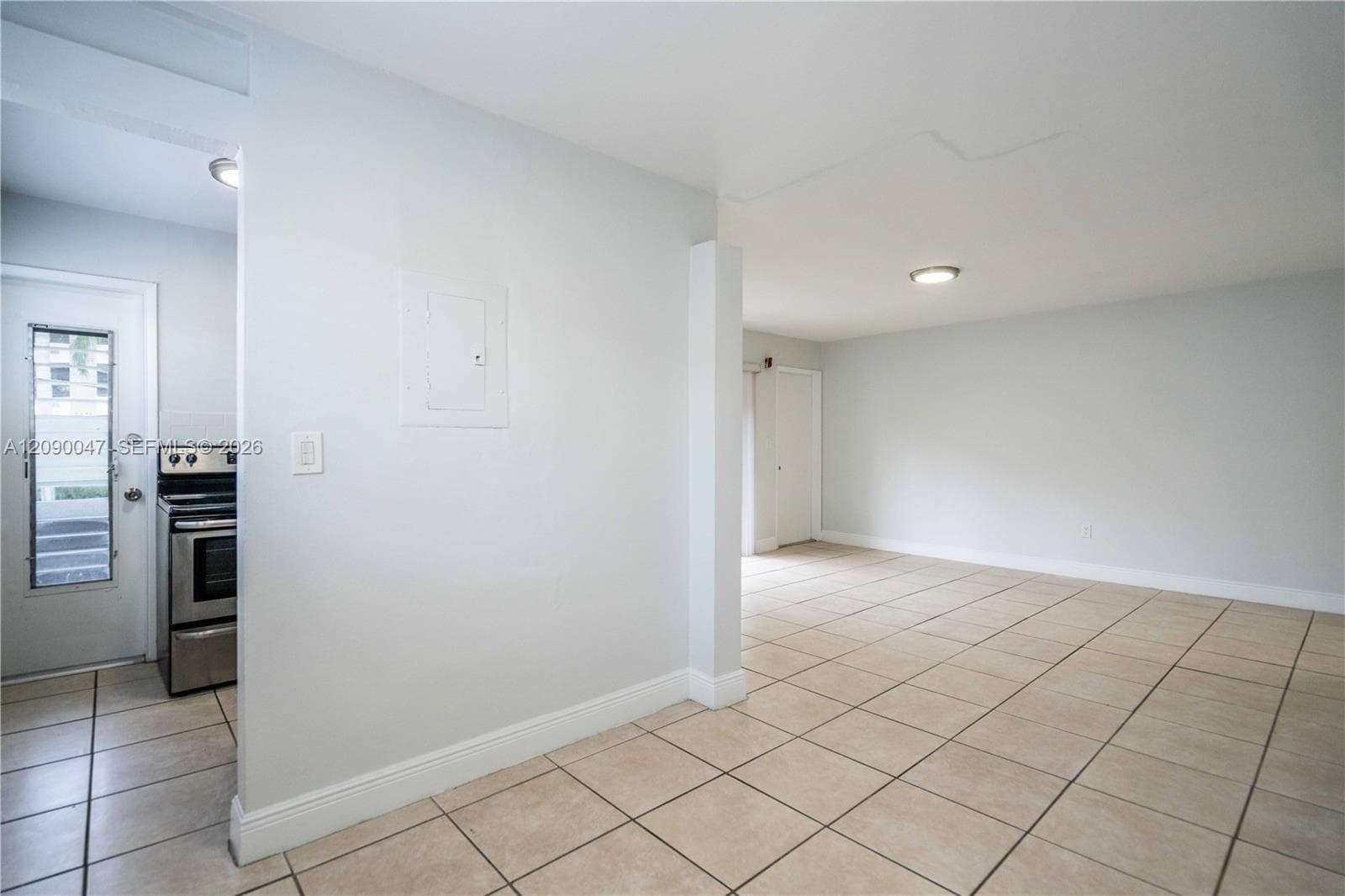 7931 East Dr 201 photo 10