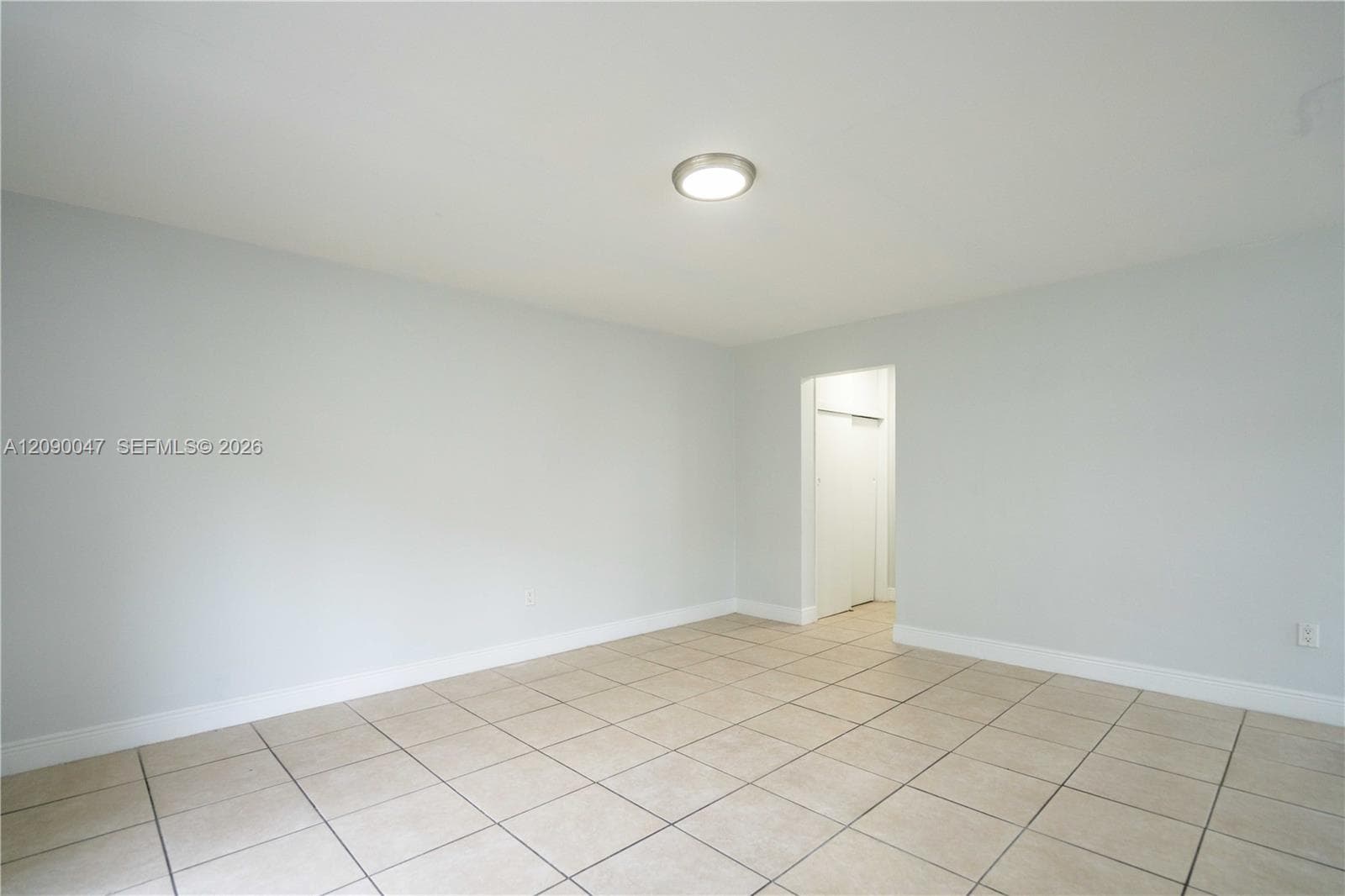 7931 East Dr 201 photo 8