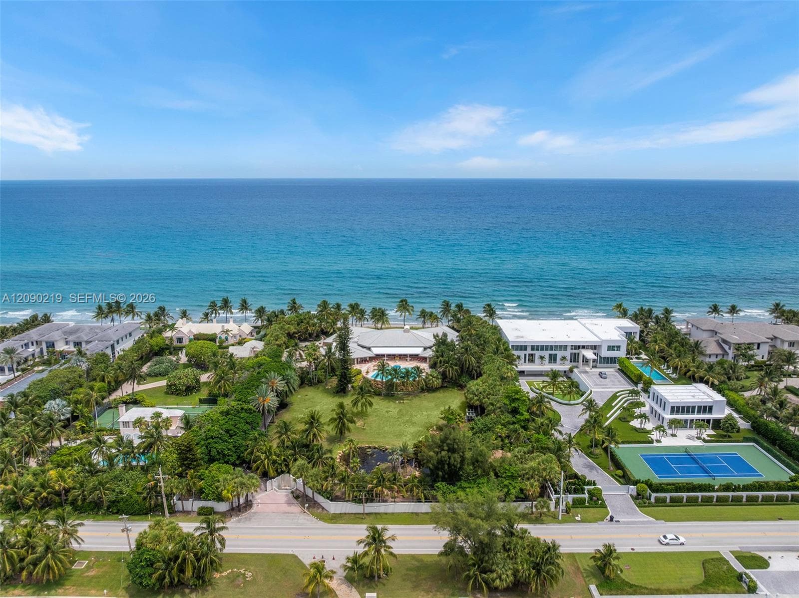 960 S Ocean Blvd photo 17