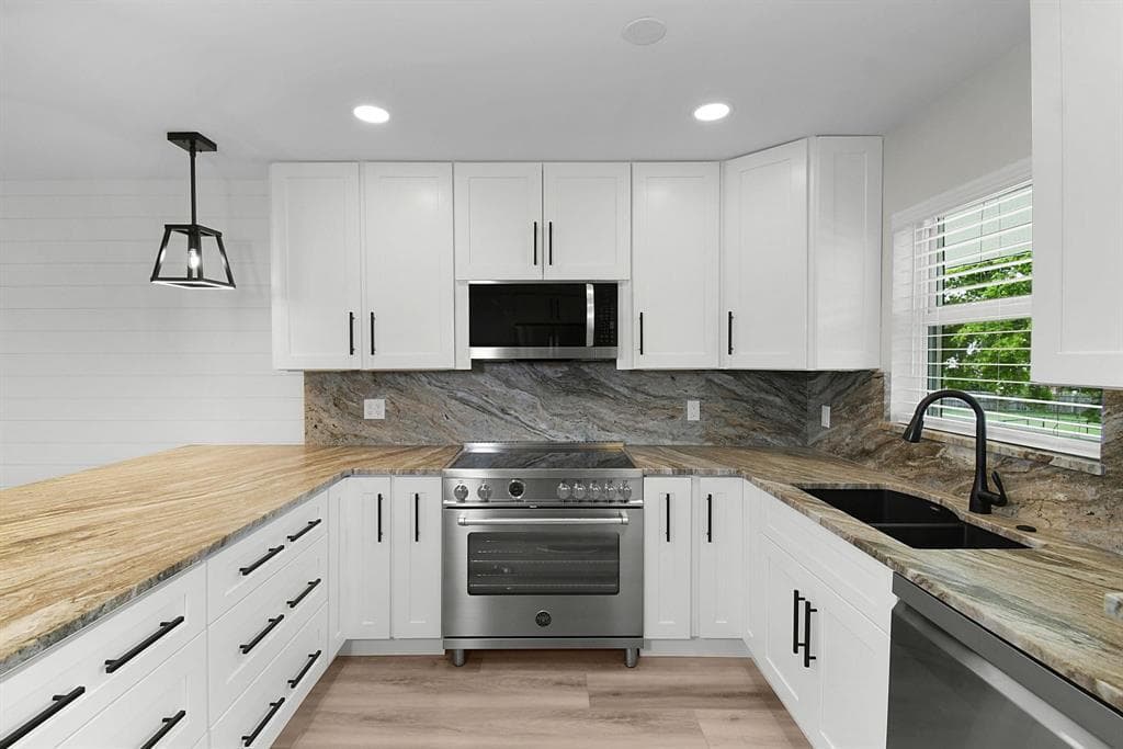 200 N El Mar Drive B202 photo 3