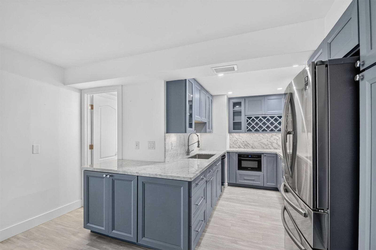 5600 N Flagler Drive 606 photo 11