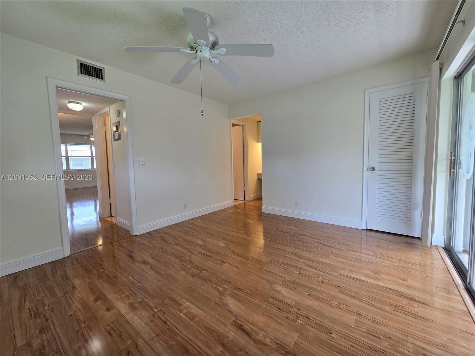 880 W Horizons W 205 photo 17