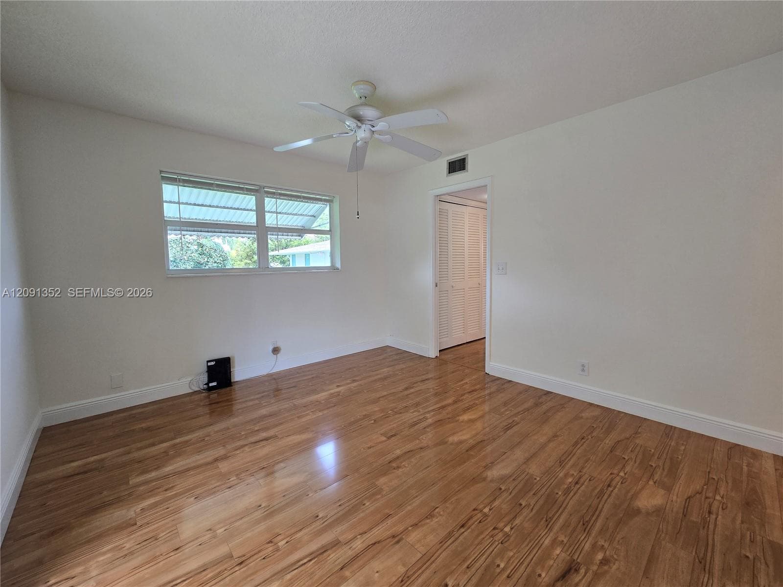 880 W Horizons W 205 photo 16