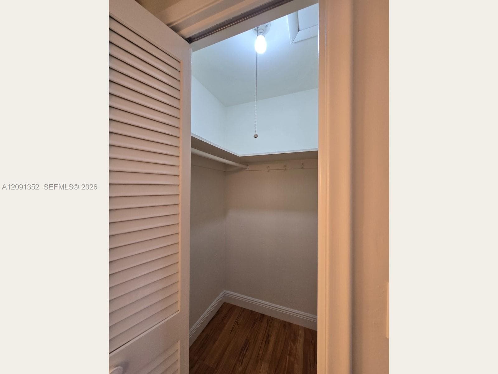 880 W Horizons W 205 photo 19