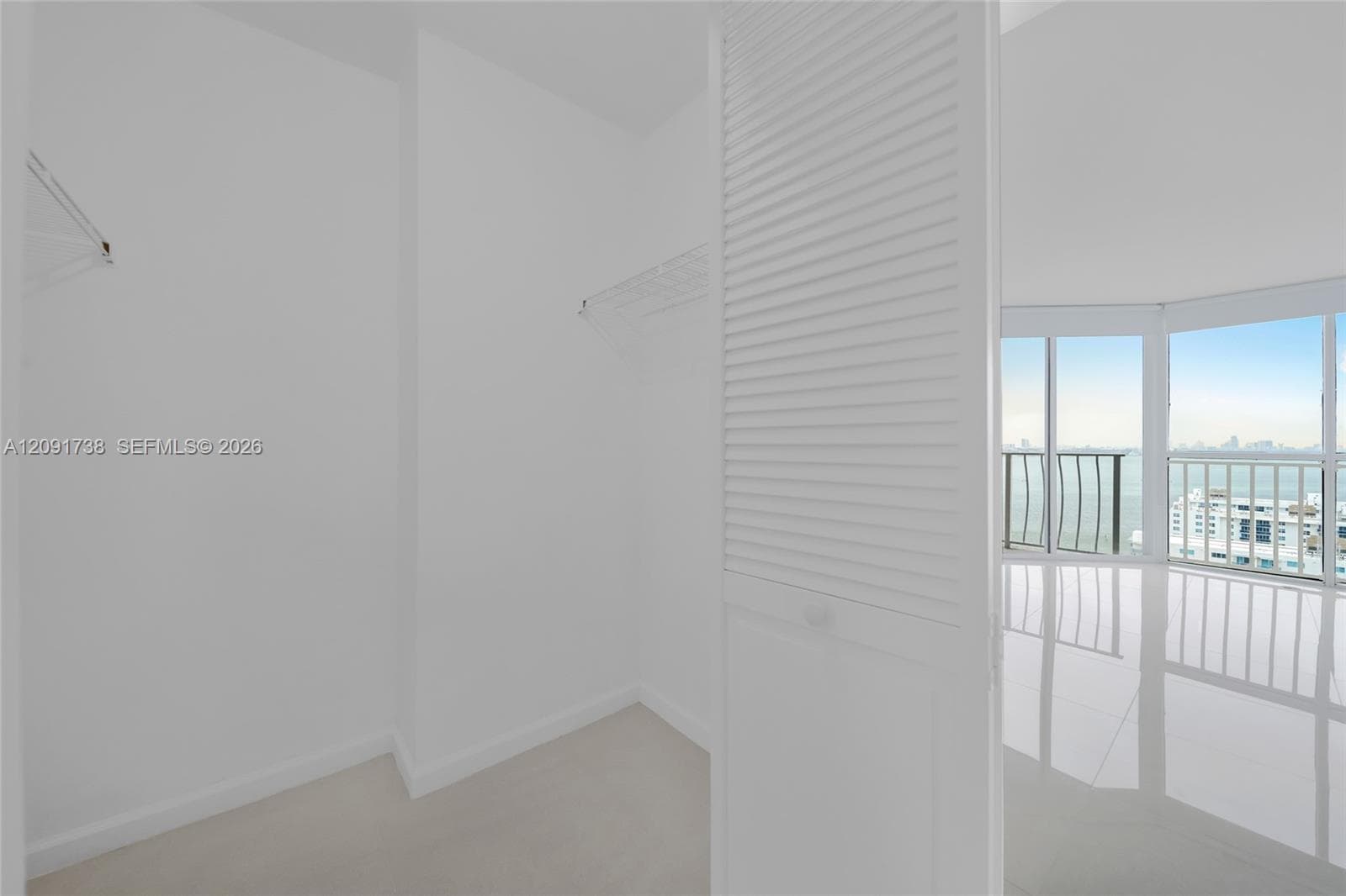 7601 E Treasure Dr 2321 photo 23