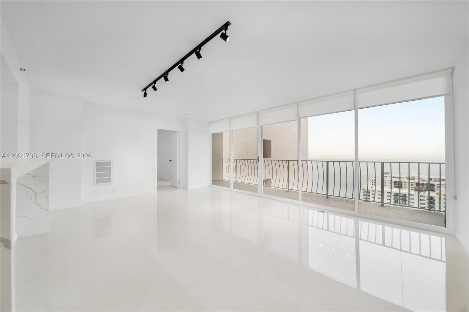 7601 E Treasure Dr 2321 photo 7