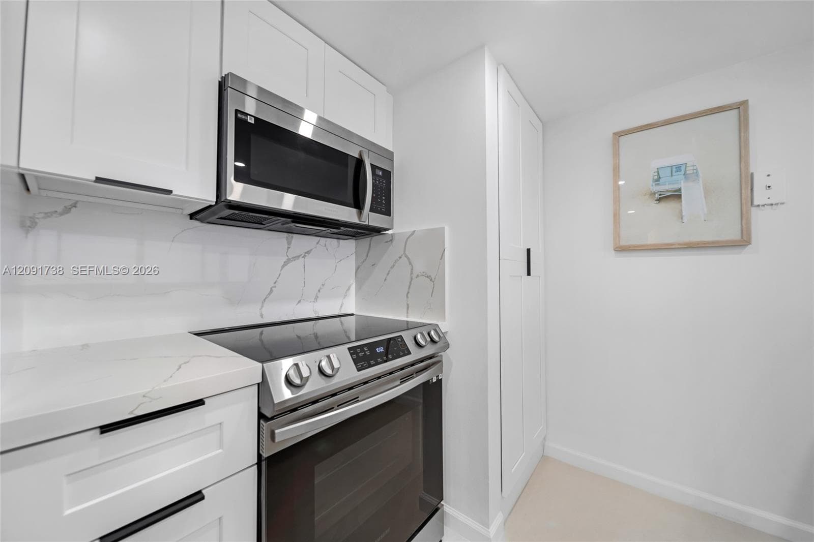 7601 E Treasure Dr 2321 photo 3