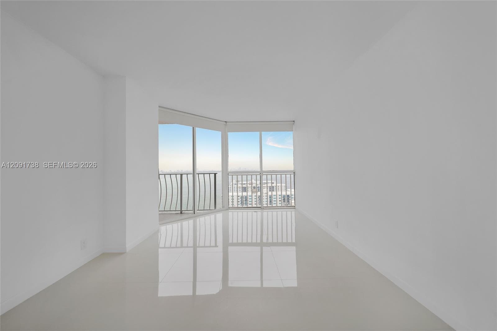7601 E Treasure Dr 2321 photo 14
