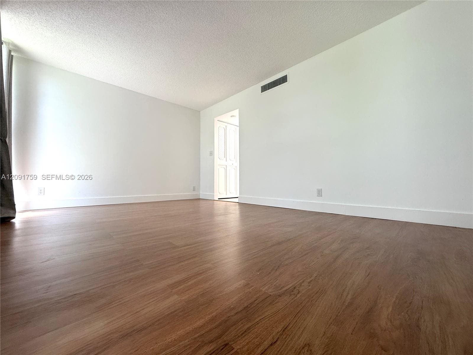 3475 N Country Club Dr 308 photo 6