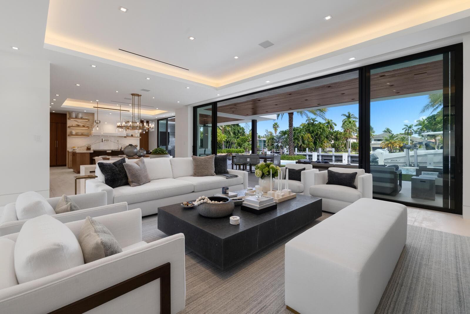 2423 Castilla Isle photo 11