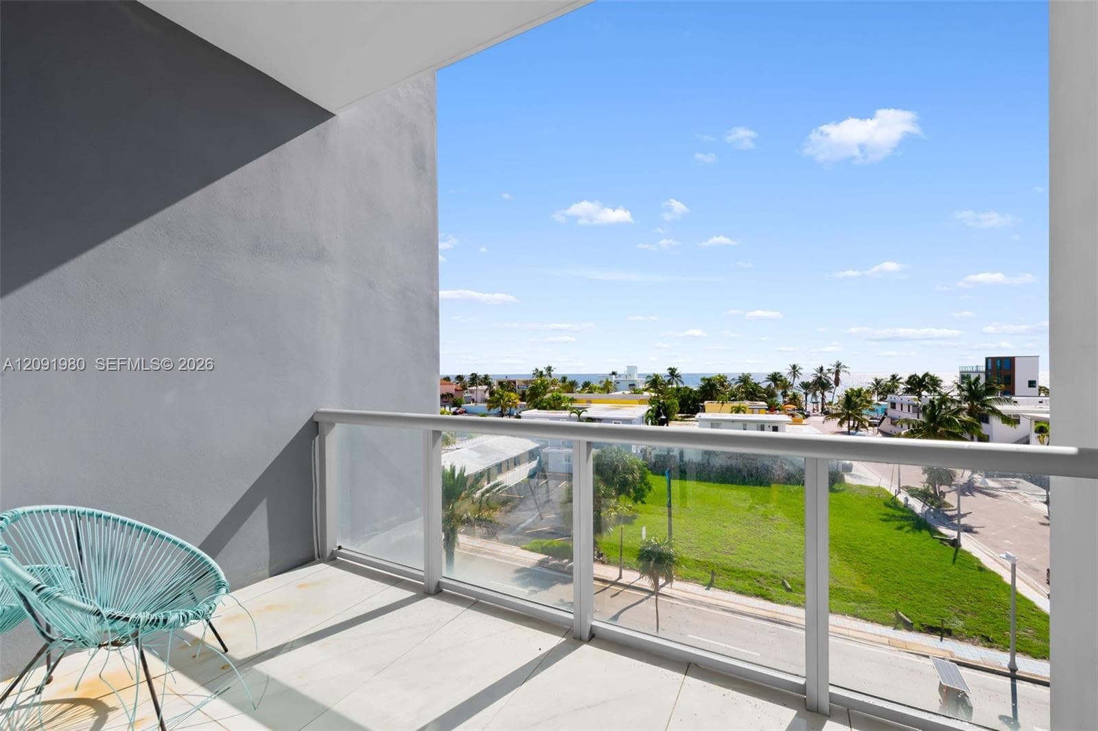 2860 N Ocean Dr photo 22