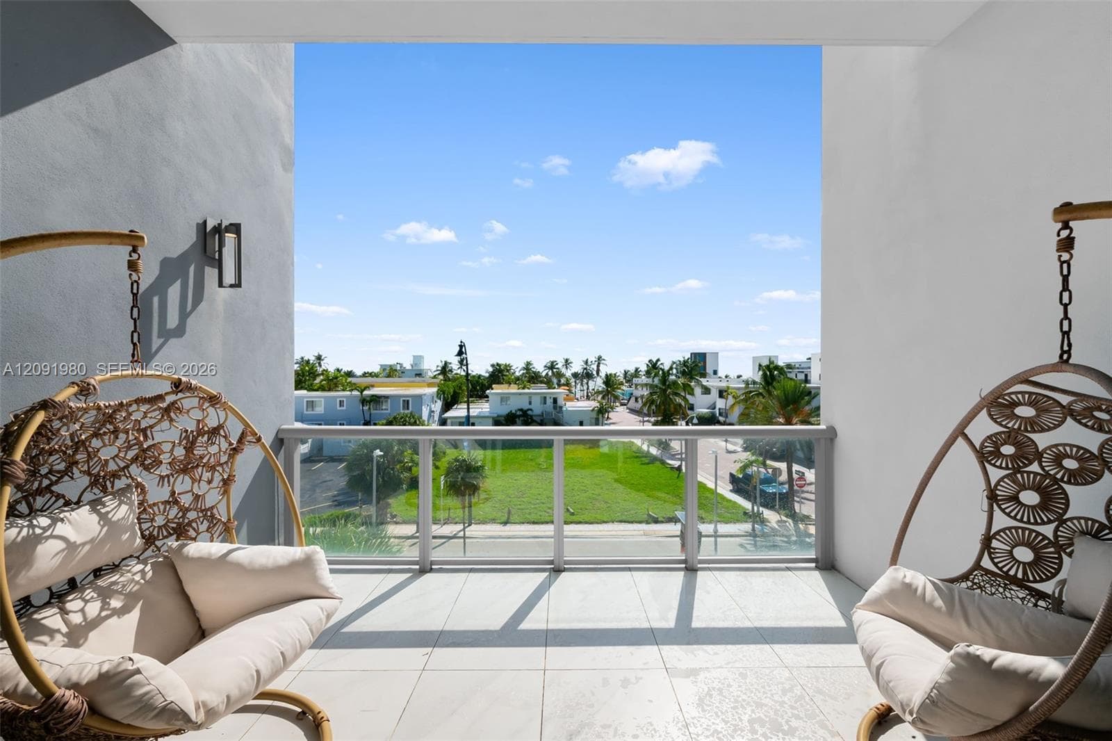 2860 N Ocean Dr photo 25