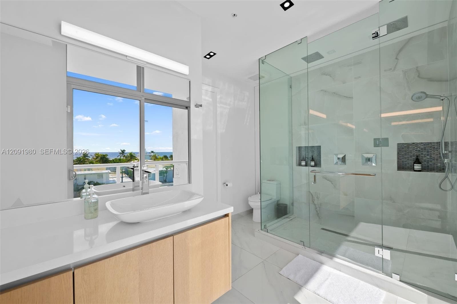 2860 N Ocean Dr photo 21