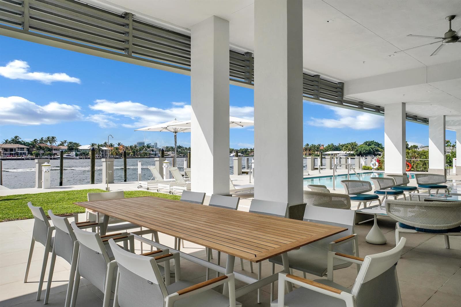 435 BAYSHORE Drive 803 photo 12