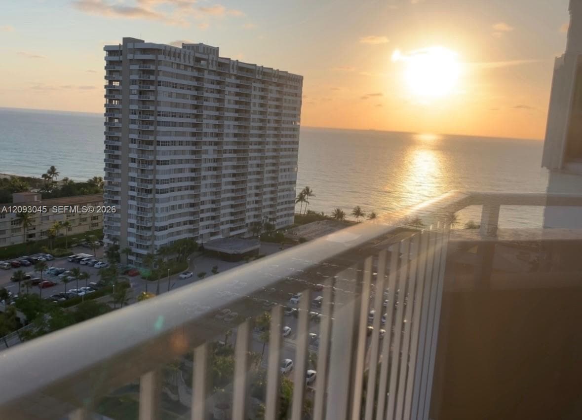 1985 S Ocean Dr 17M photo 24