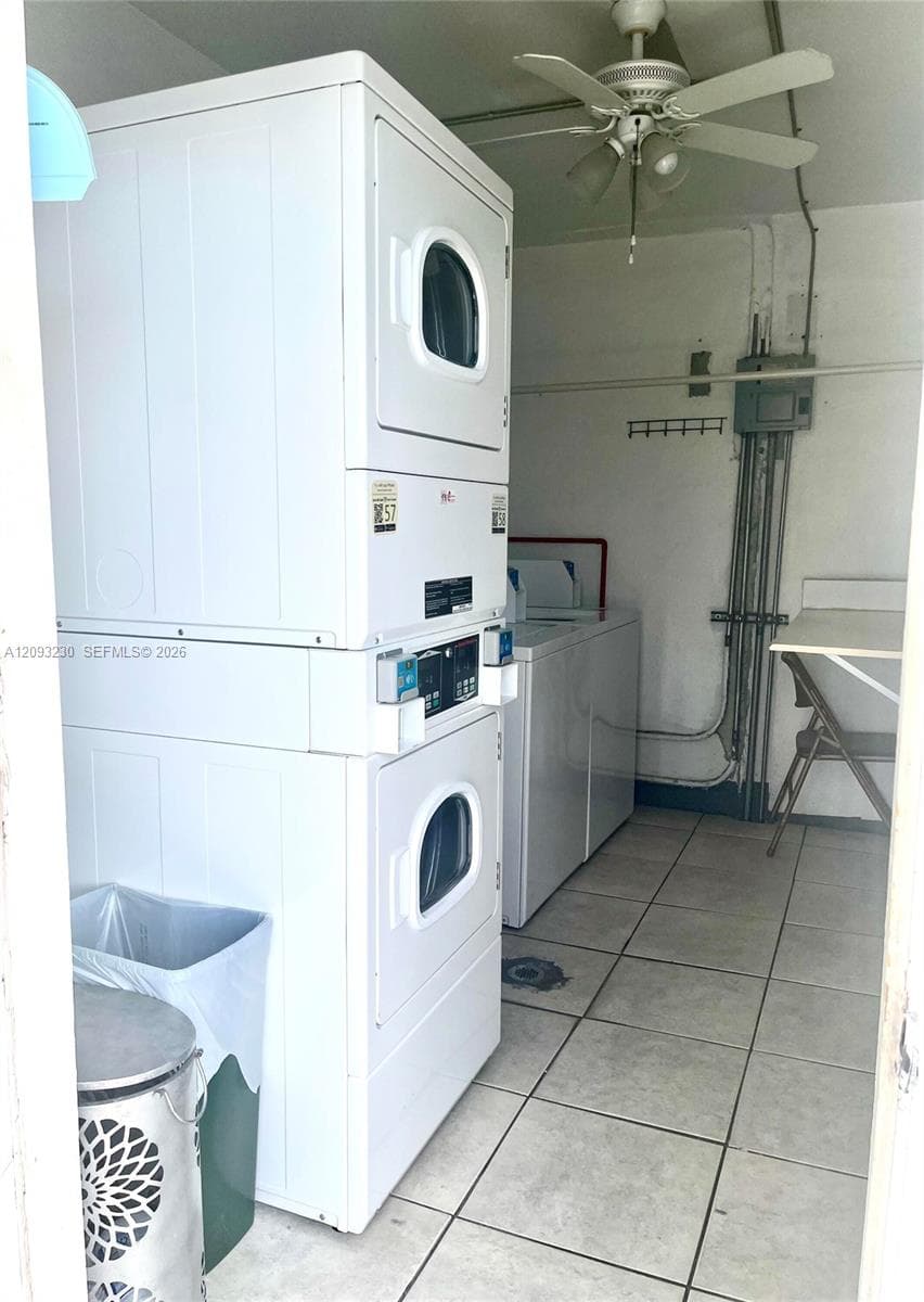 13105 Ixora Ct 302 photo 24