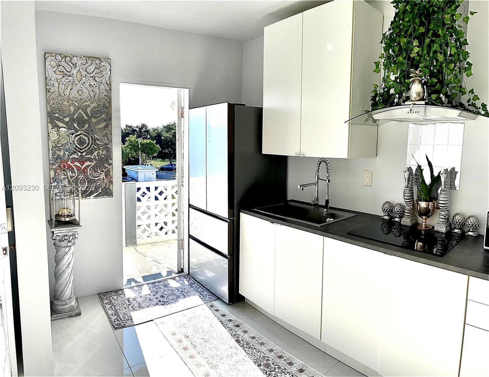 13105 Ixora Ct 302 photo 10