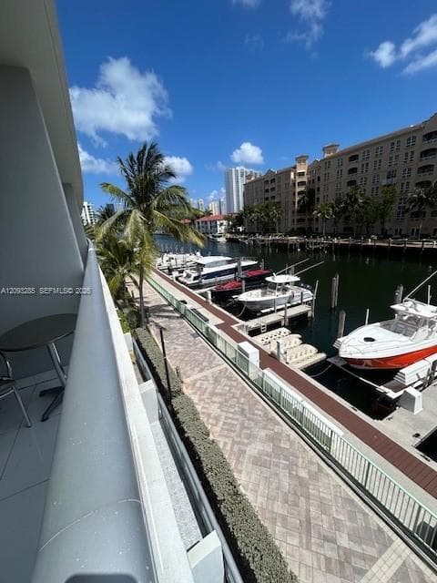 2950 NE 188th St 216 photo 18