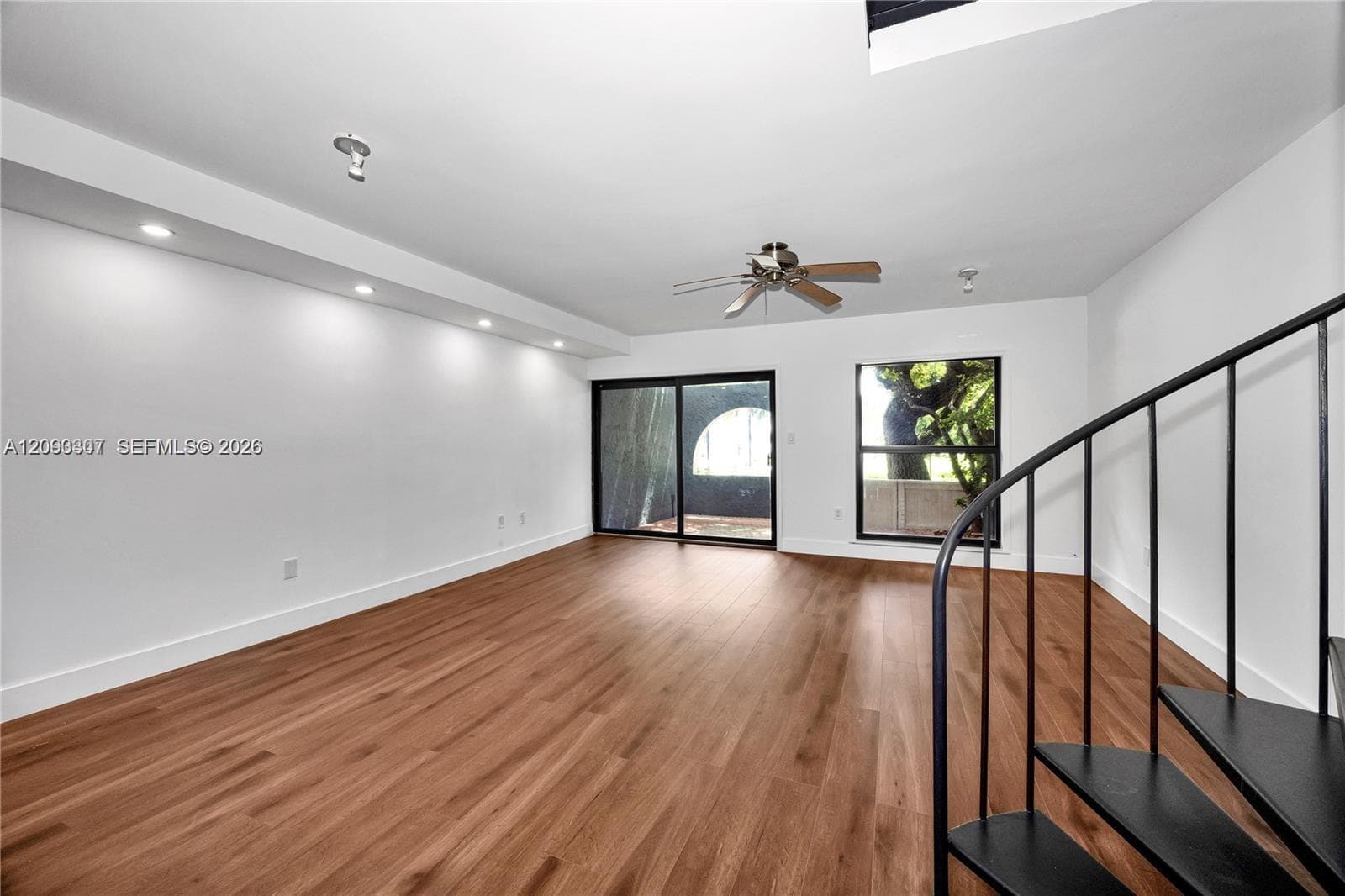 3808 NE 6th Ave 1 photo 6