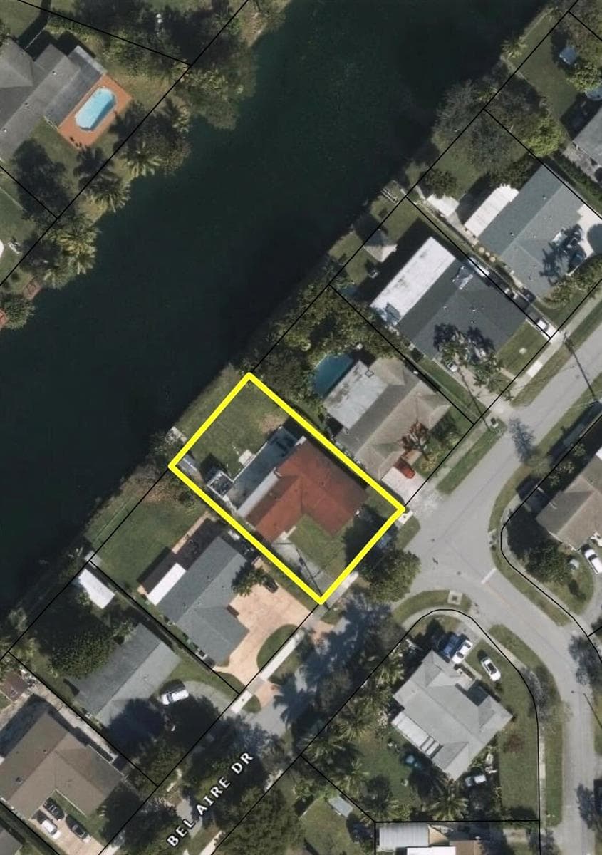19762 Bel Aire Drive photo 1