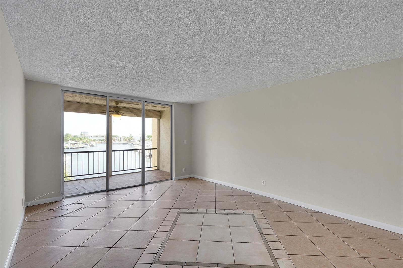 777 S FEDERAL Highway 305O photo 12