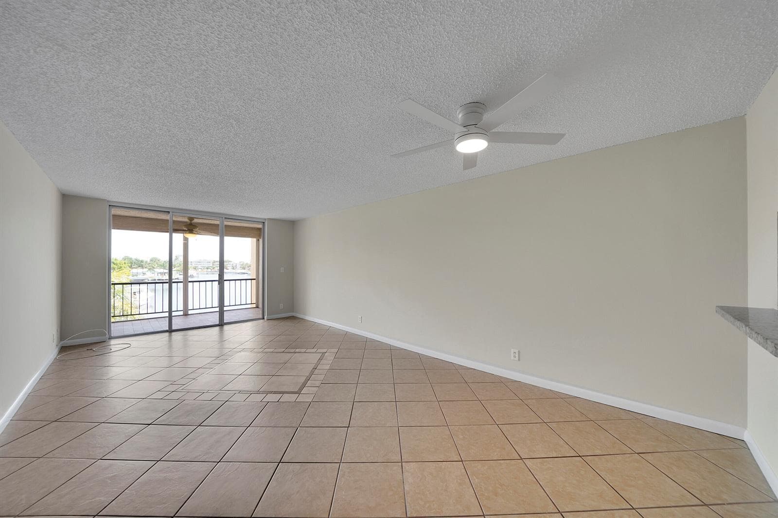 777 S FEDERAL Highway 305O photo 7