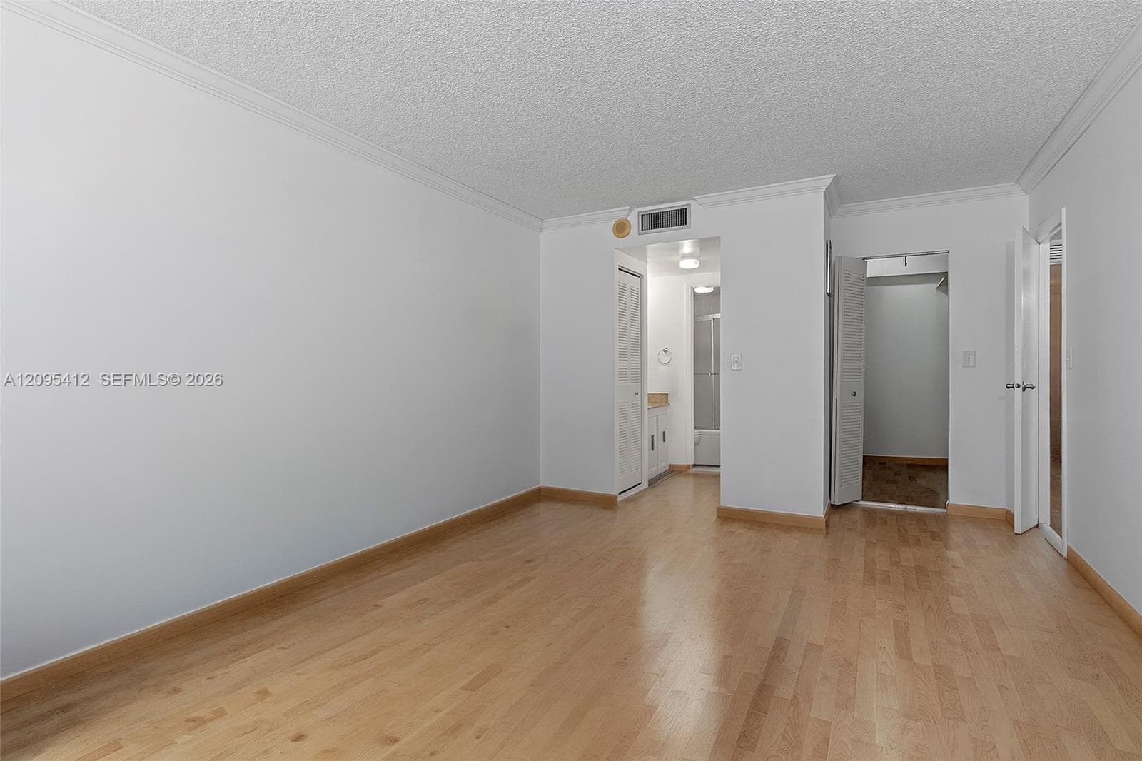 600 Three Islands Blvd 420 photo 16