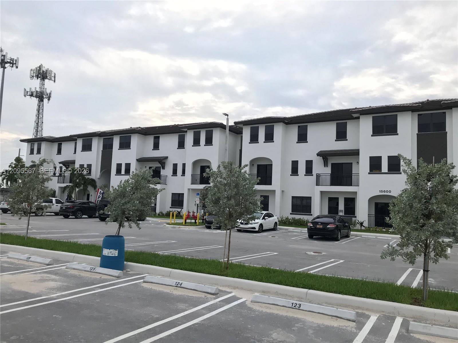 15600 SW 136 St. 104 photo 1