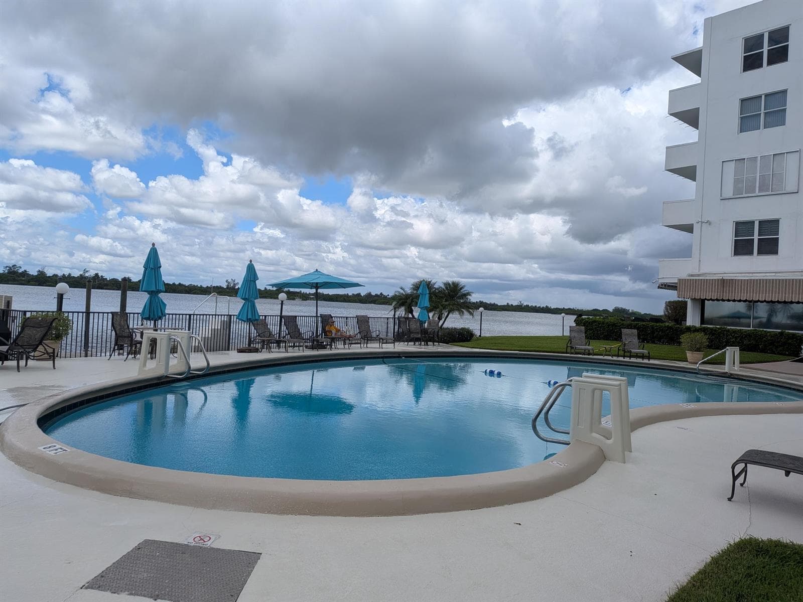 2840 S Ocean Boulevard 6110 photo 4