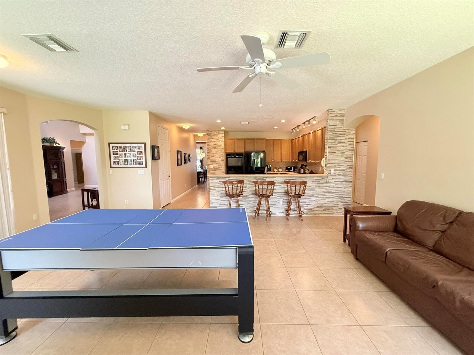 9563 SEDGEWOOD Drive photo 17