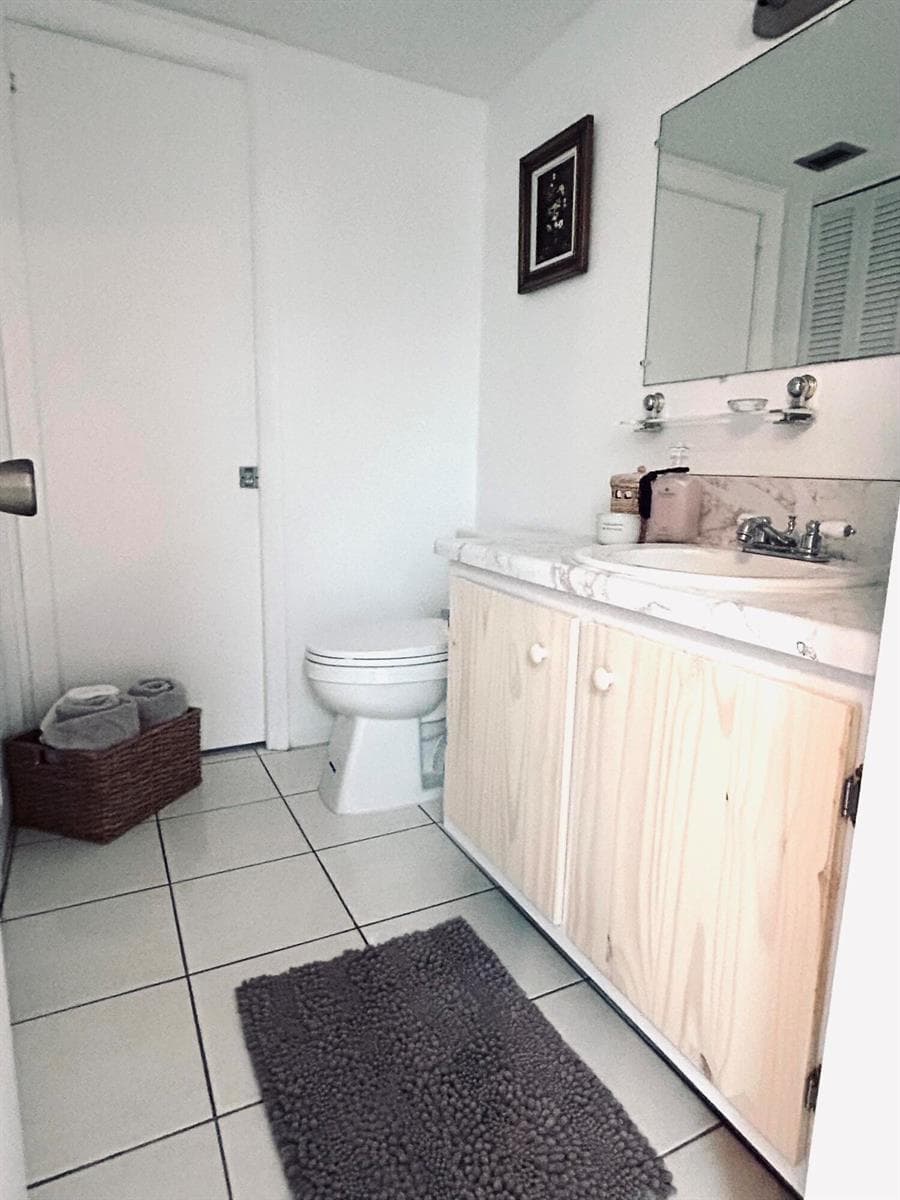 1849 S OCEAN Drive 1105 photo 10