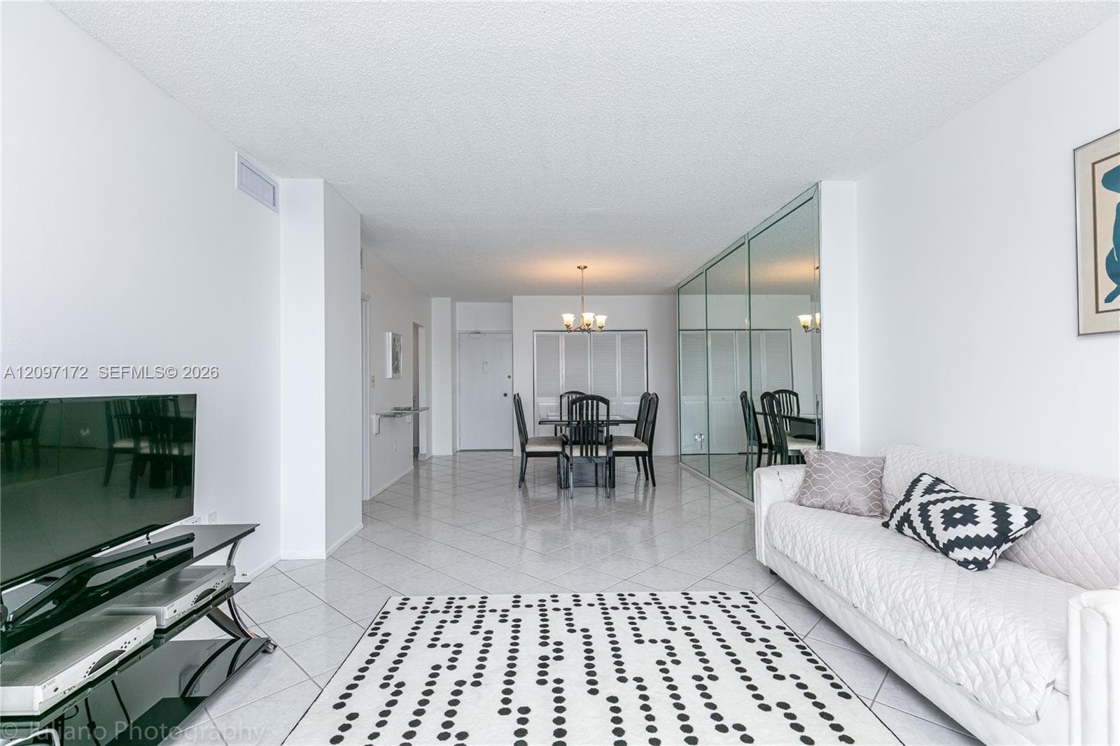 500 Bayview Dr 1818 photo 18