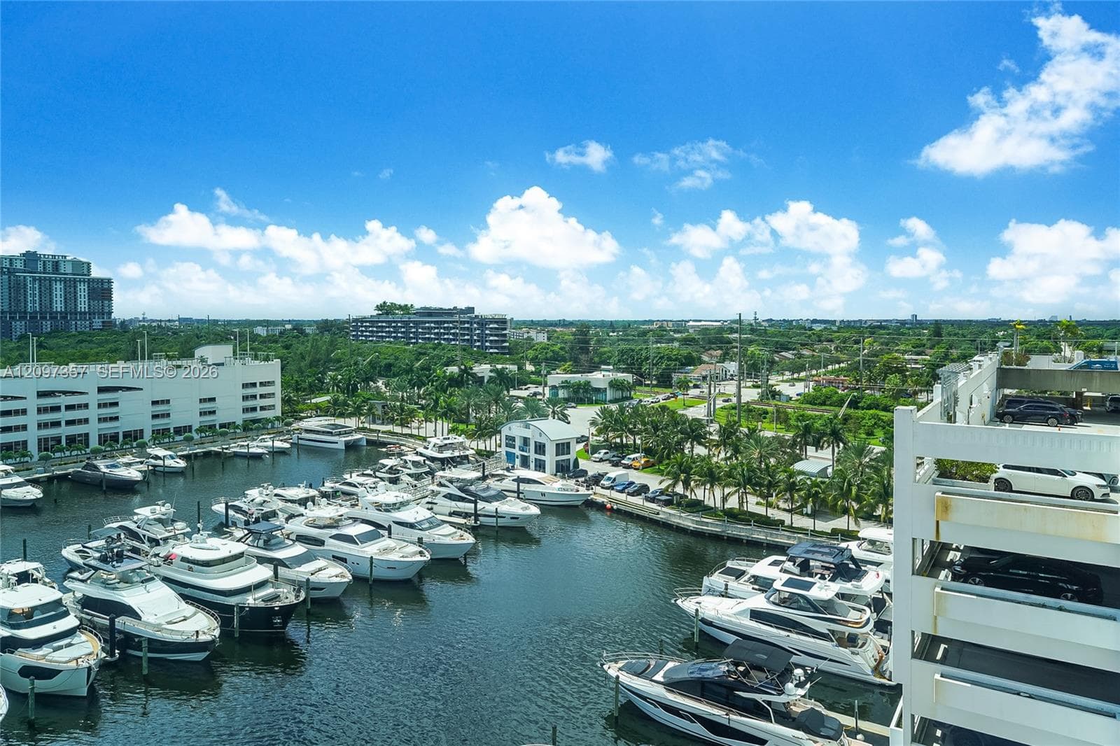 17211 Biscayne Blvd BS# 88 photo 2