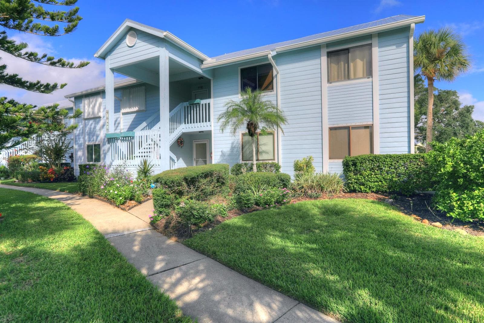9626 RIVERSIDE Drive 1 photo 1
