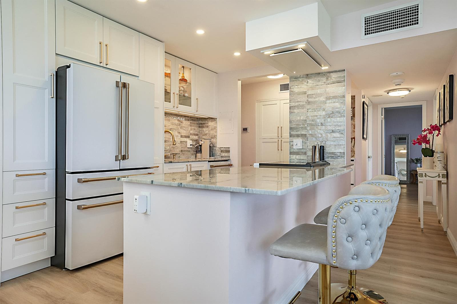 2121 N Ocean Boulevard 602W photo 4