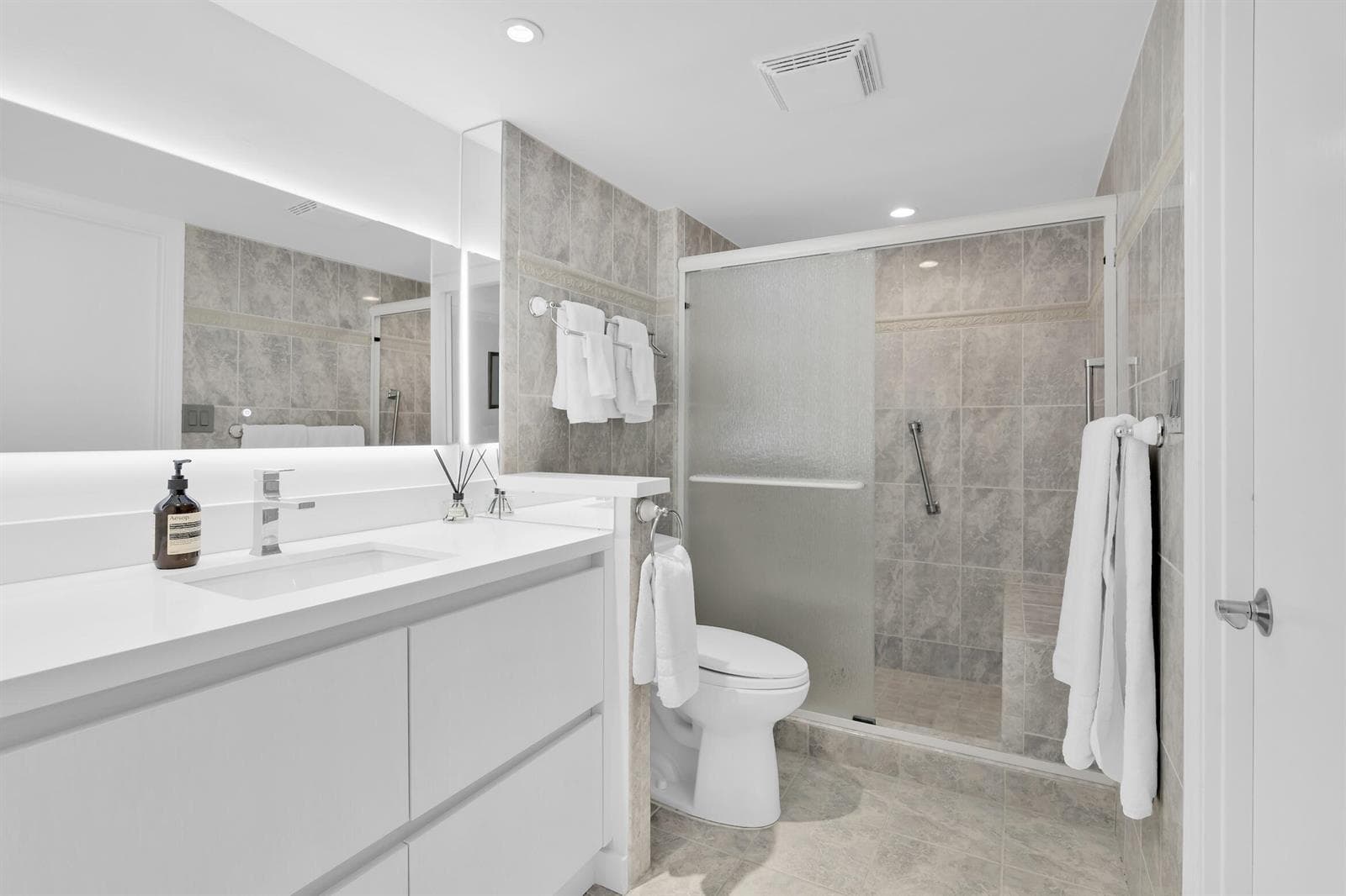 500 S Ocean Boulevard 1108 photo 22