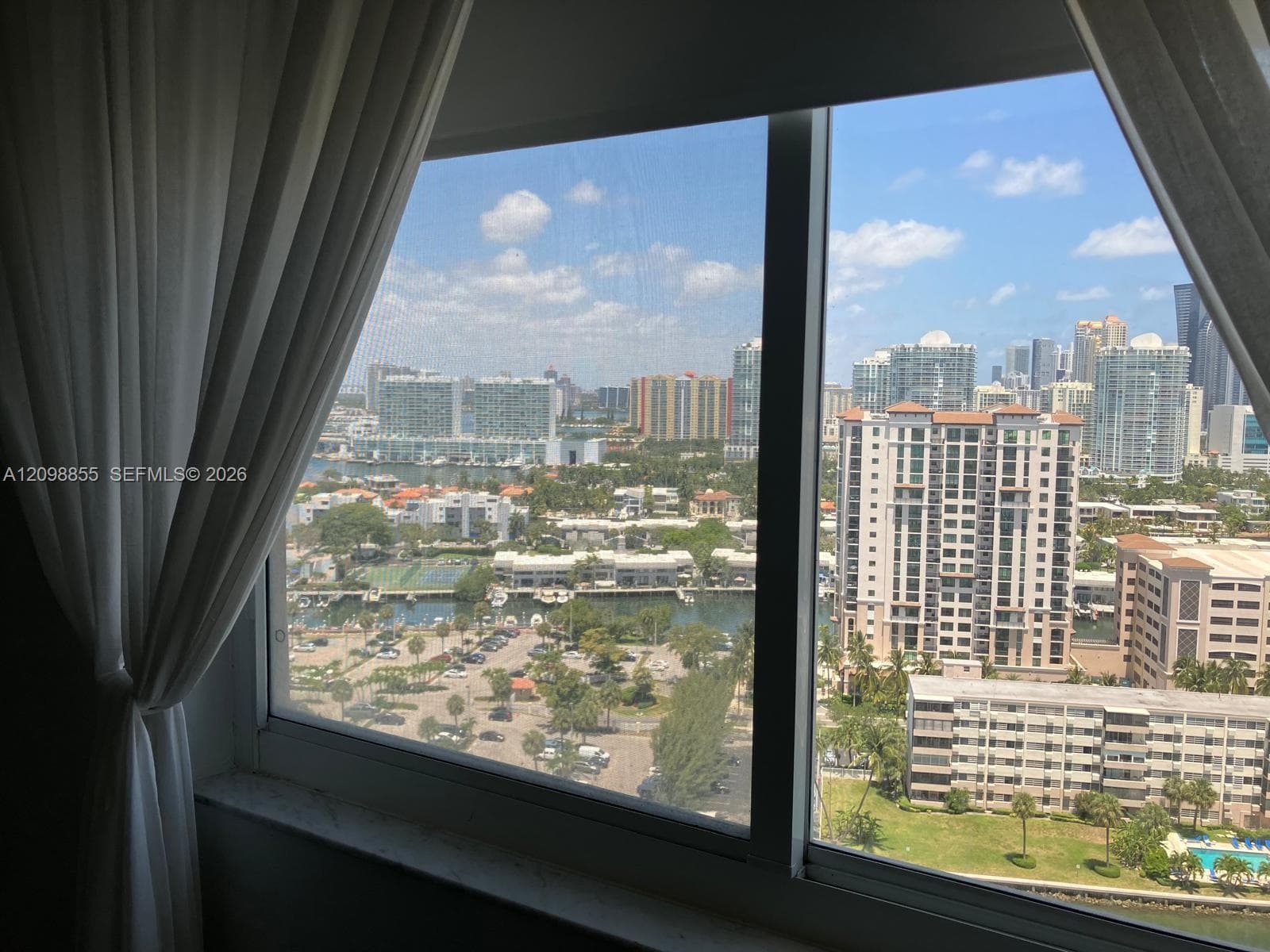 300 Bayview Dr PH11 photo 14