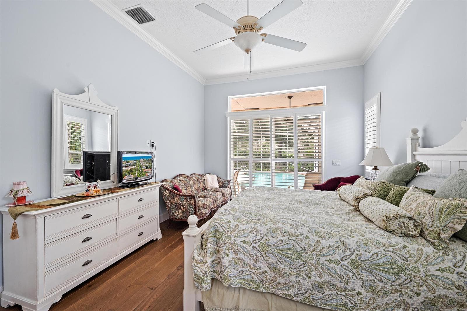 8954 SE WATER OAK Place photo 16