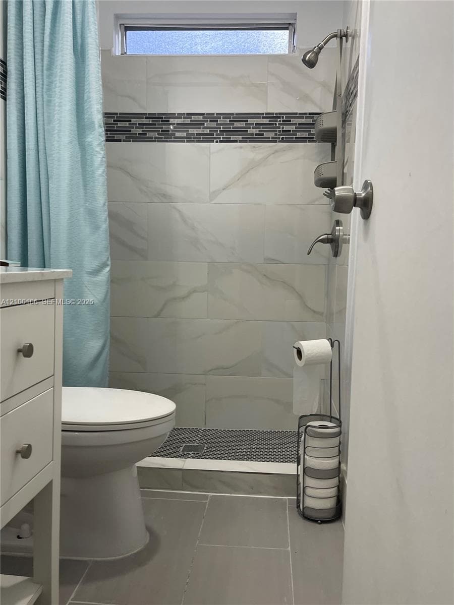 815 SUN GLOW AVE 815 photo 10
