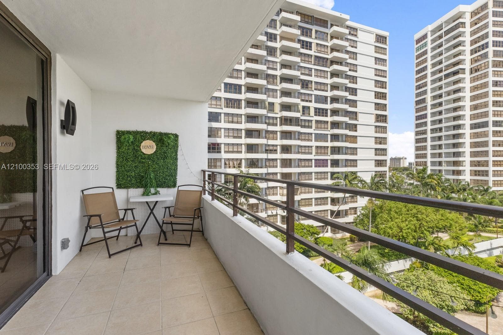 600 Three Islands Blvd 612 photo 15