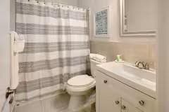 5720 NE 27th Avenue photo 15