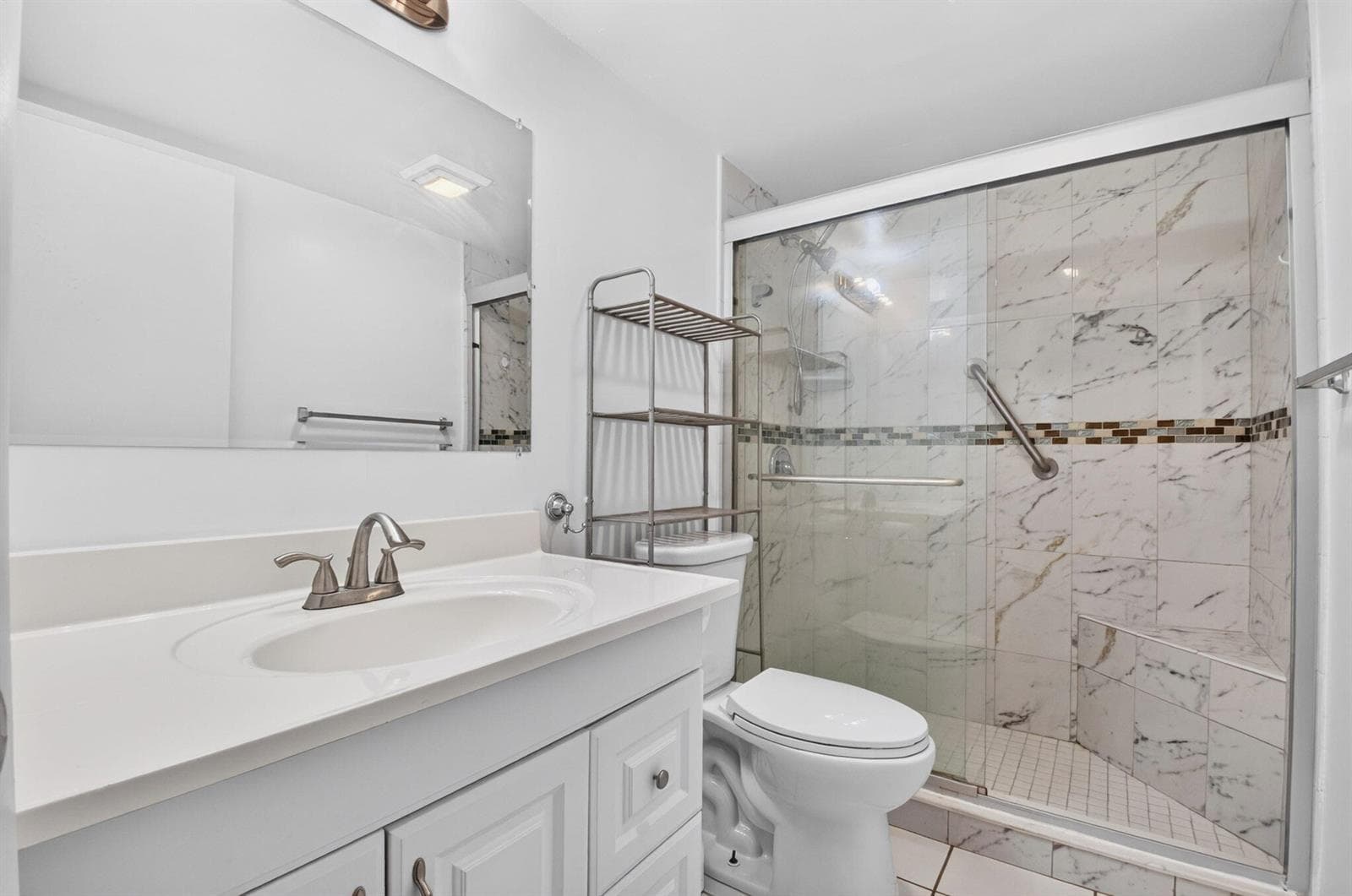 2121 W WOOLBRIGHT Road K202 photo 24